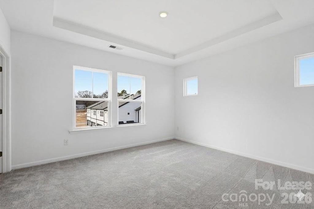 411 Silver Star Blvd - Photo 5 of 12