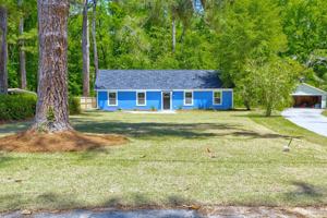 featured image of 207 Woodlawn St