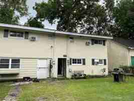 featured image of 3536 Admiral Dr