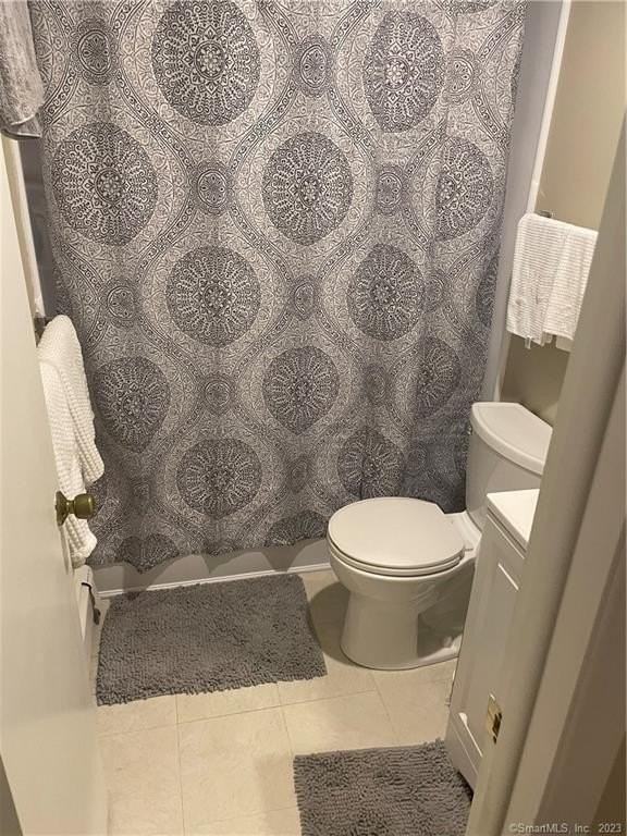 124 Lawn Ave #2R - Photo 4 of 4