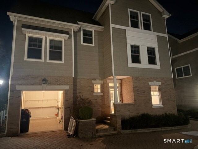 88 Maple Tree Ave #E - Photo 2 of 35