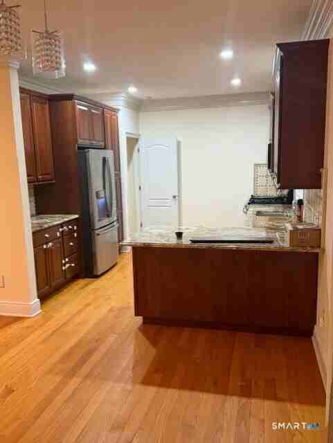 88 Maple Tree Ave #E - Photo 5 of 35
