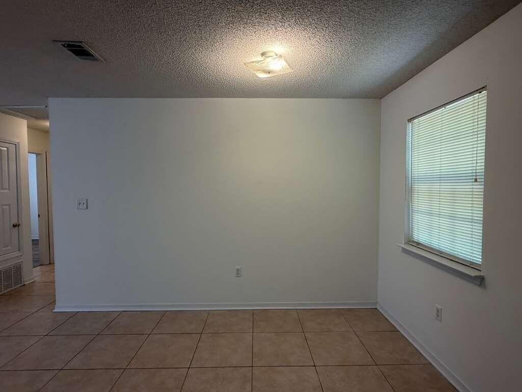 5326 Vernon Taylor Rd - Photo 7 of 19