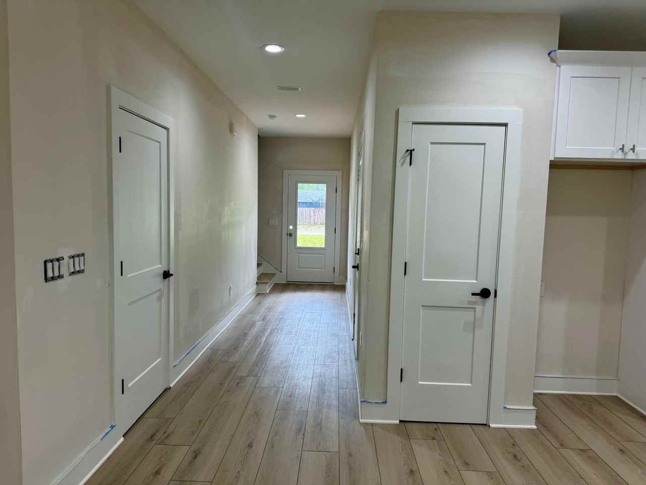 362 Cloverdale Blvd - Photo 5 of 9