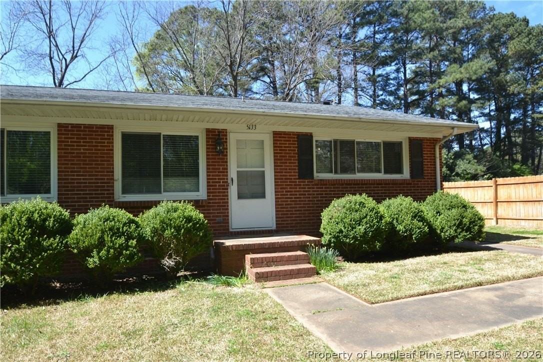 5133 Lundy Dr - Photo 2 of 31