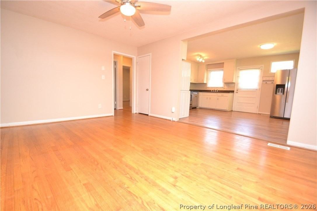 5133 Lundy Dr - Photo 5 of 31