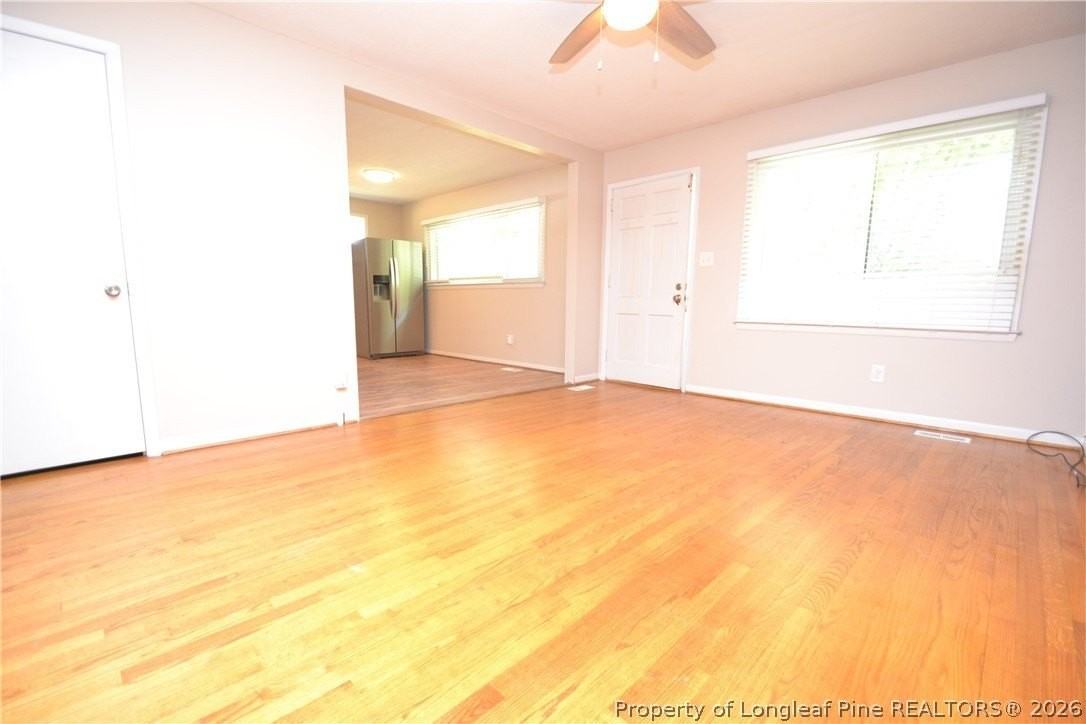 5133 Lundy Dr - Photo 6 of 31