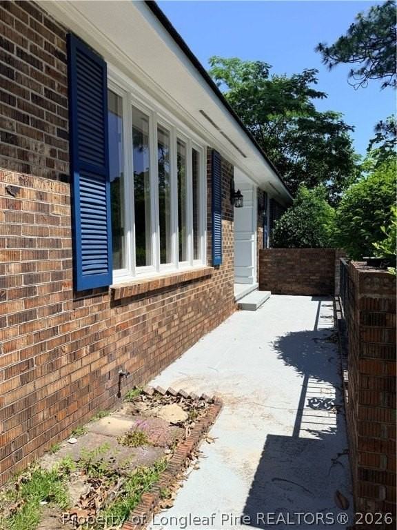 425 Dunmore Rd - Photo 2 of 16
