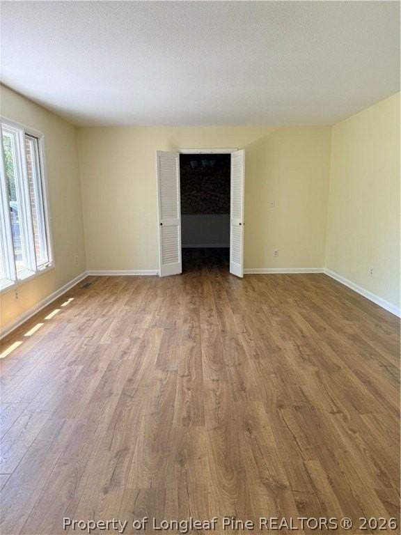 425 Dunmore Rd - Photo 3 of 16