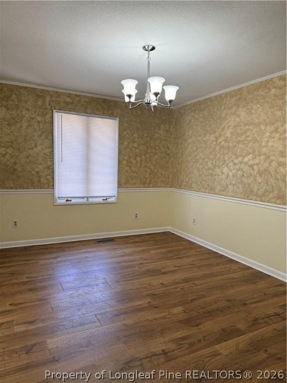 425 Dunmore Rd - Photo 4 of 16