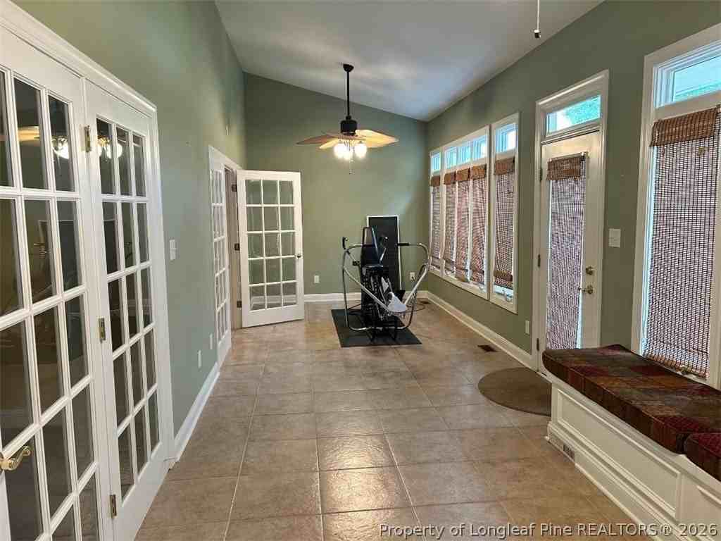 4890 Independence Dr - Photo 3 of 15