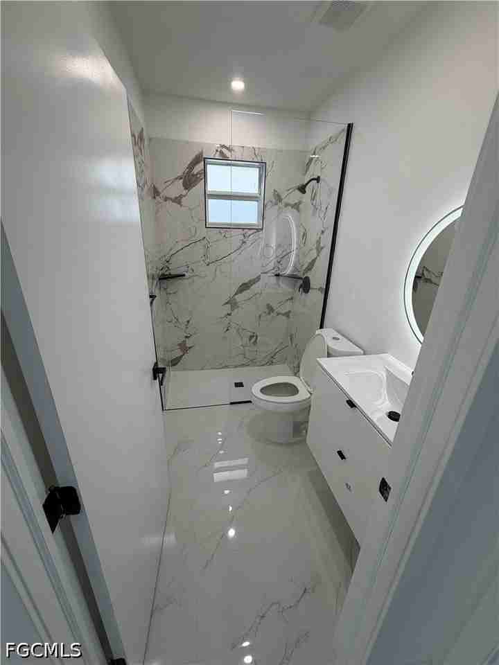 759 Cane St E - Photo 3 of 21
