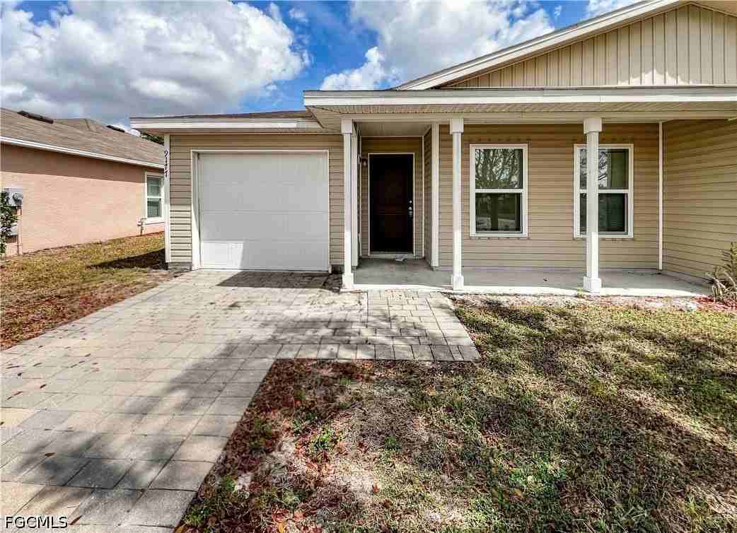 9177 Aegean Cir - Photo 3 of 46