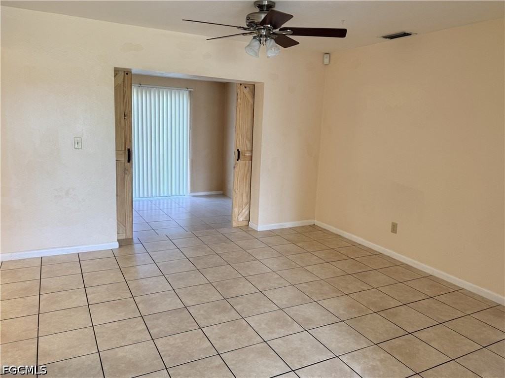 3814 Se 3rd Pl - Photo 2 of 20