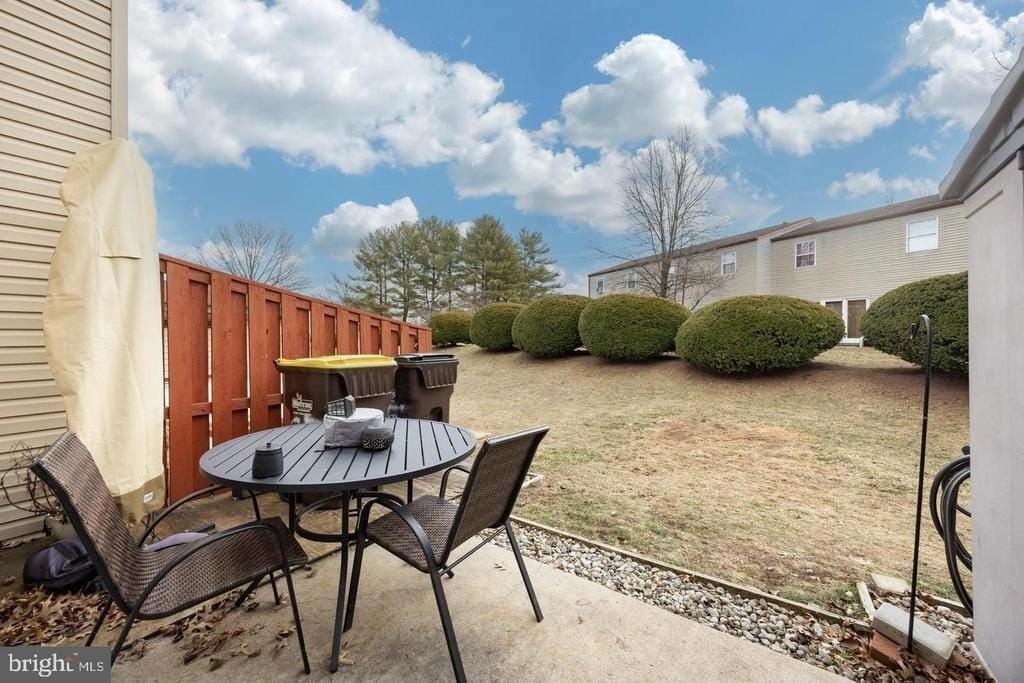 65 Pennypacker Dr - Photo 4 of 24