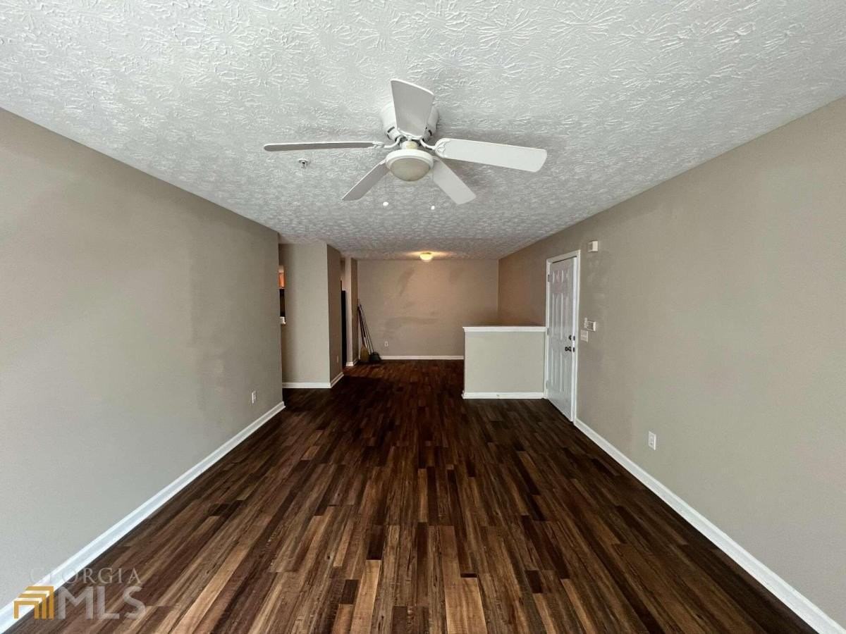 13101 Fairington Ridge Cir #101 - Photo 3 of 28