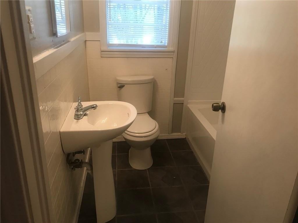 1506 Flowers Dr #B - Photo 3 of 10