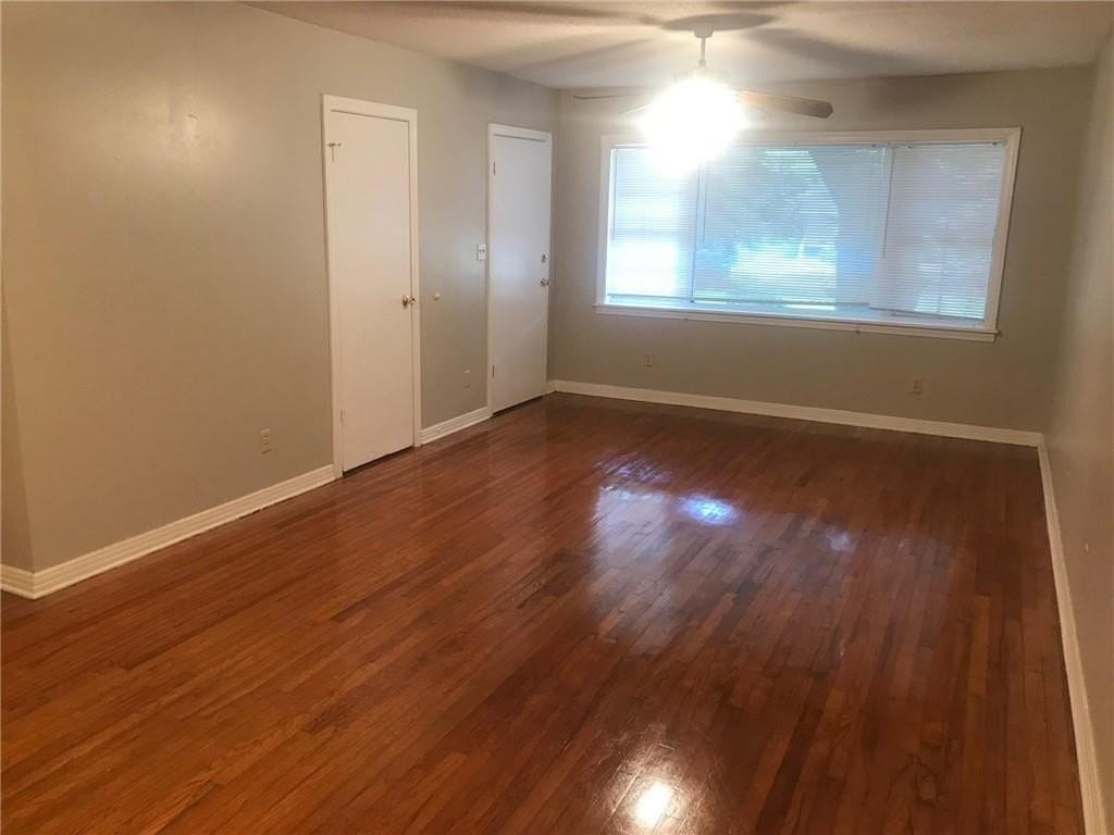 1506 Flowers Dr #B - Photo 6 of 10