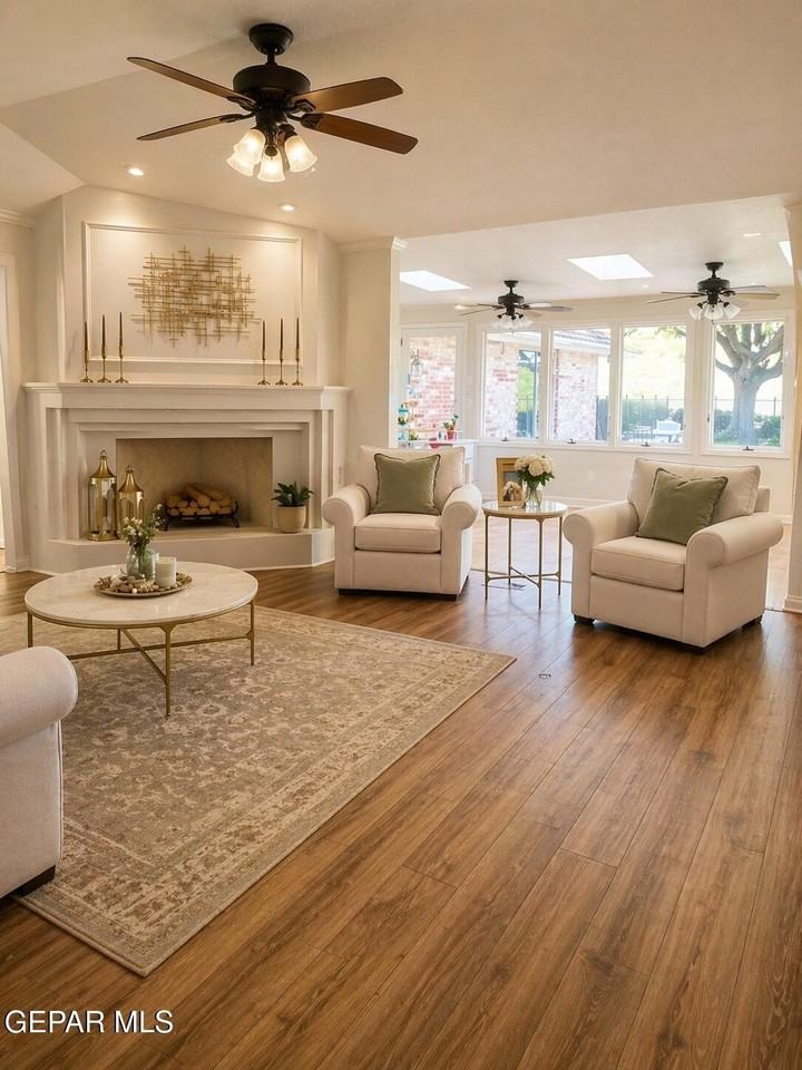 6028 Torrey Pines Dr - Photo 3 of 18