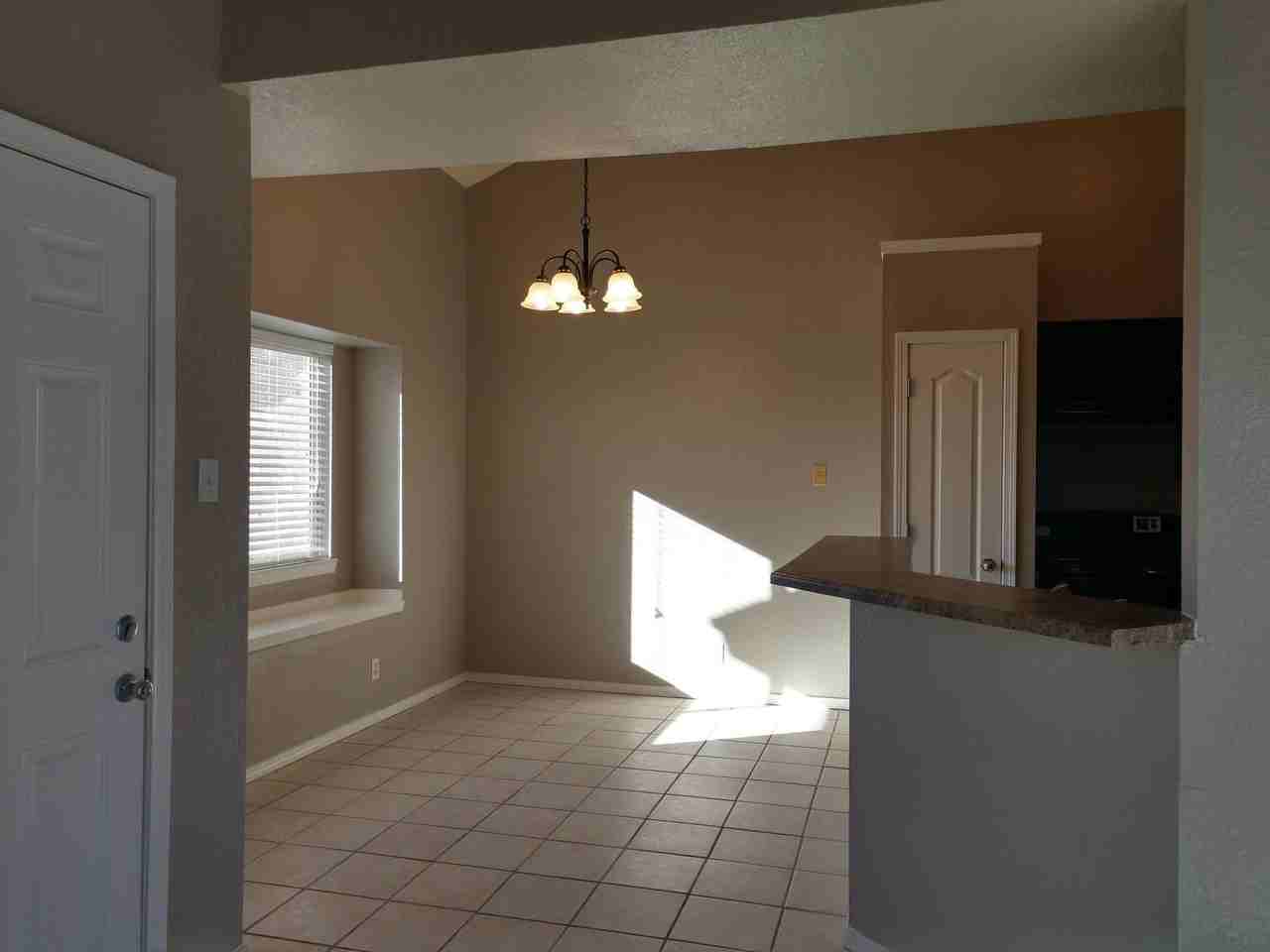 3401 Rising Sun St - Photo 4 of 13