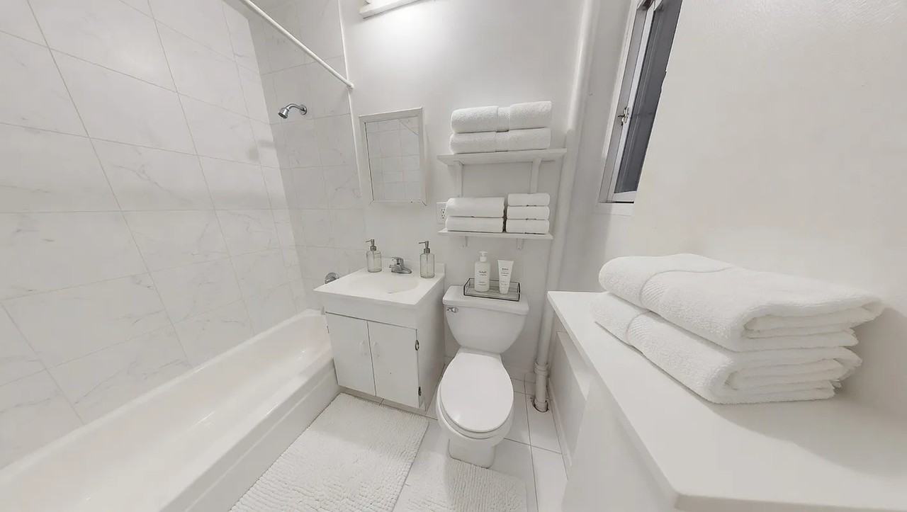 310 E 93rd St #2W - Photo 3 of 7