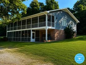 1729 Gyro Dr #B - Photo 1 of 1