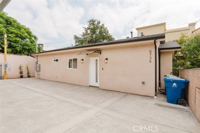 5736 Beck Ave - Photo 2 of 8