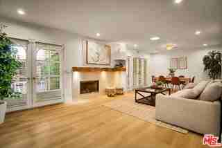19120 Hartland St - Photo 2 of 8