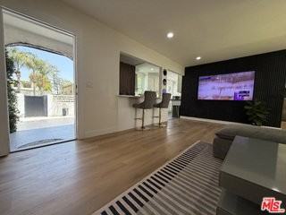 11836 Laurelwood Dr - Photo 7 of 8