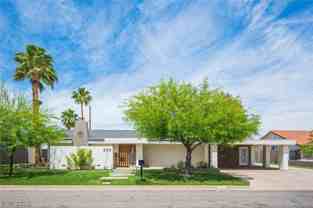330 E Country Club Dr - Photo 1 of 1