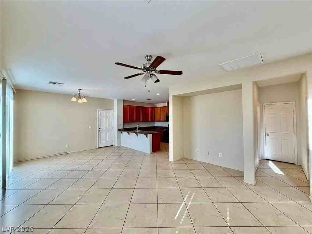 8626 Rowland Bluff Ave - Photo 4 of 25