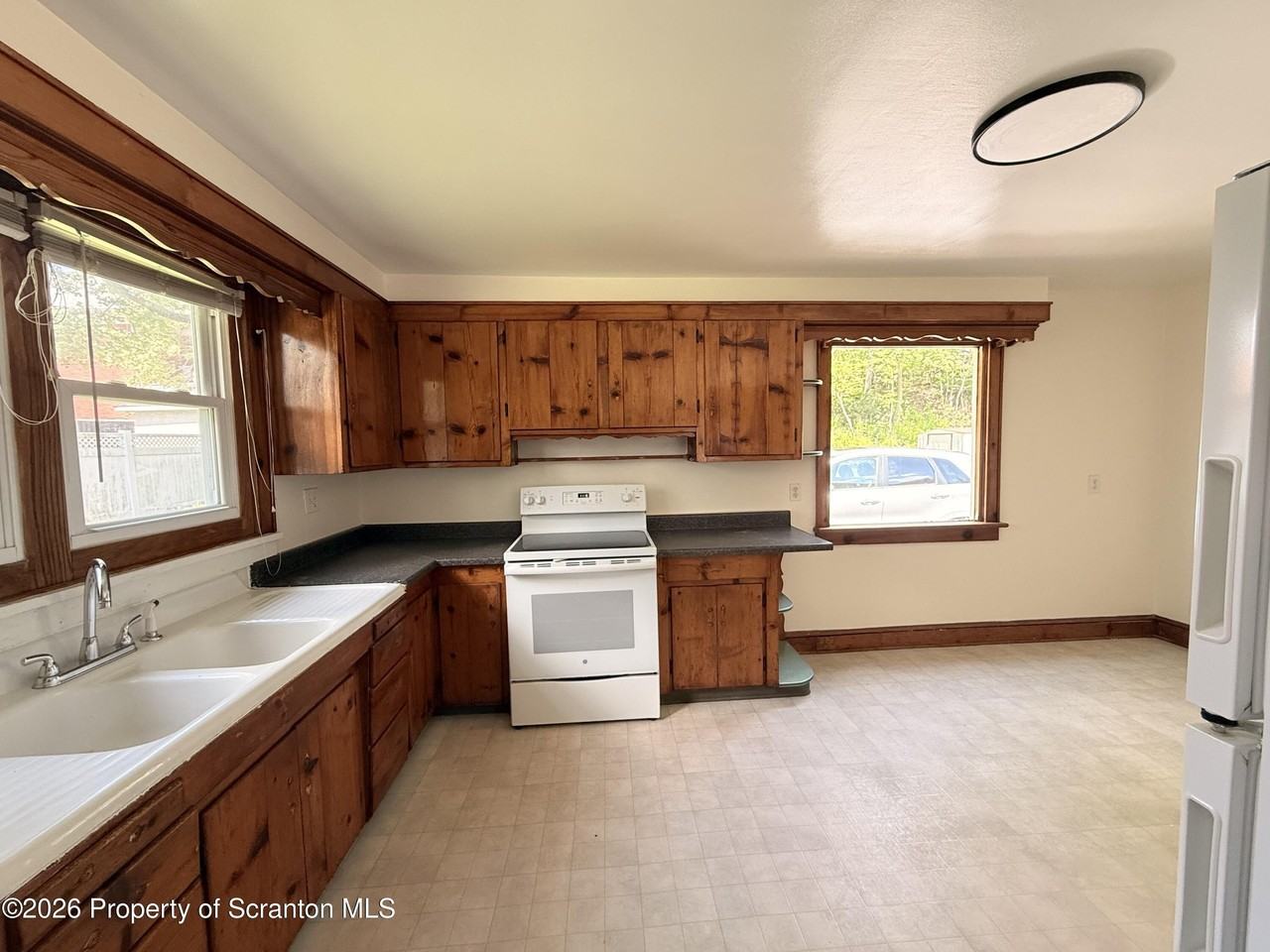 1744 Main St #REAR - Photo 4 of 20