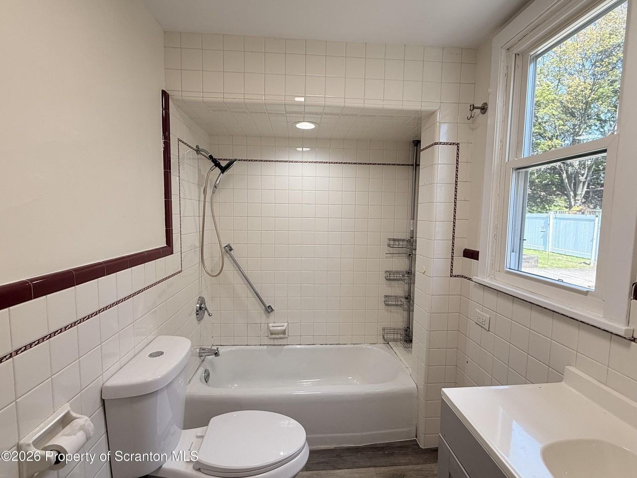 1744 Main St #REAR - Photo 6 of 20