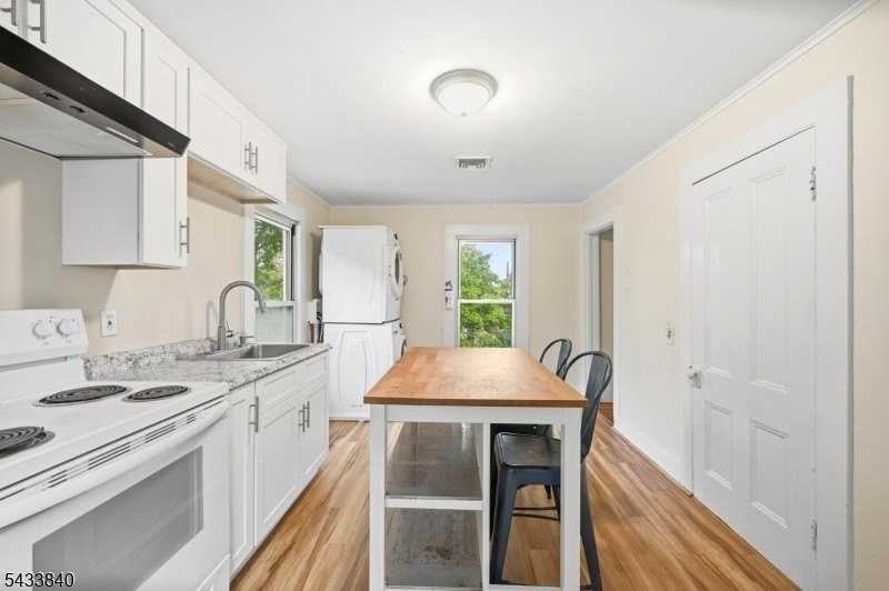 83 High St #2 - Photo 5 of 27
