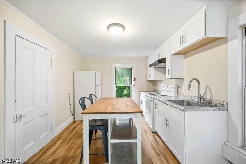 83 High St #2 - Photo 6 of 27