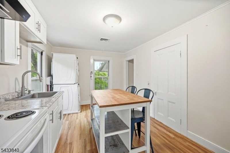 83 High St #2 - Photo 7 of 27