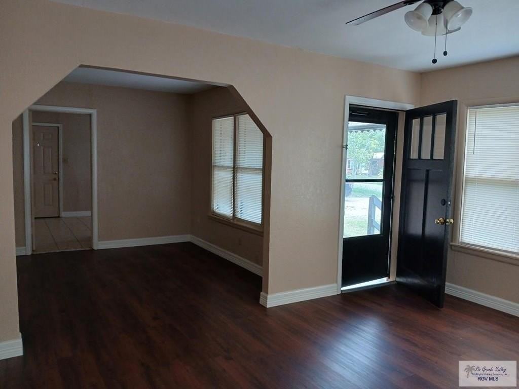 2002 E Van Buren Ave - Photo 5 of 20