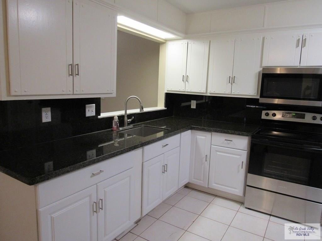 918 E Leggett Rd - Photo 6 of 21