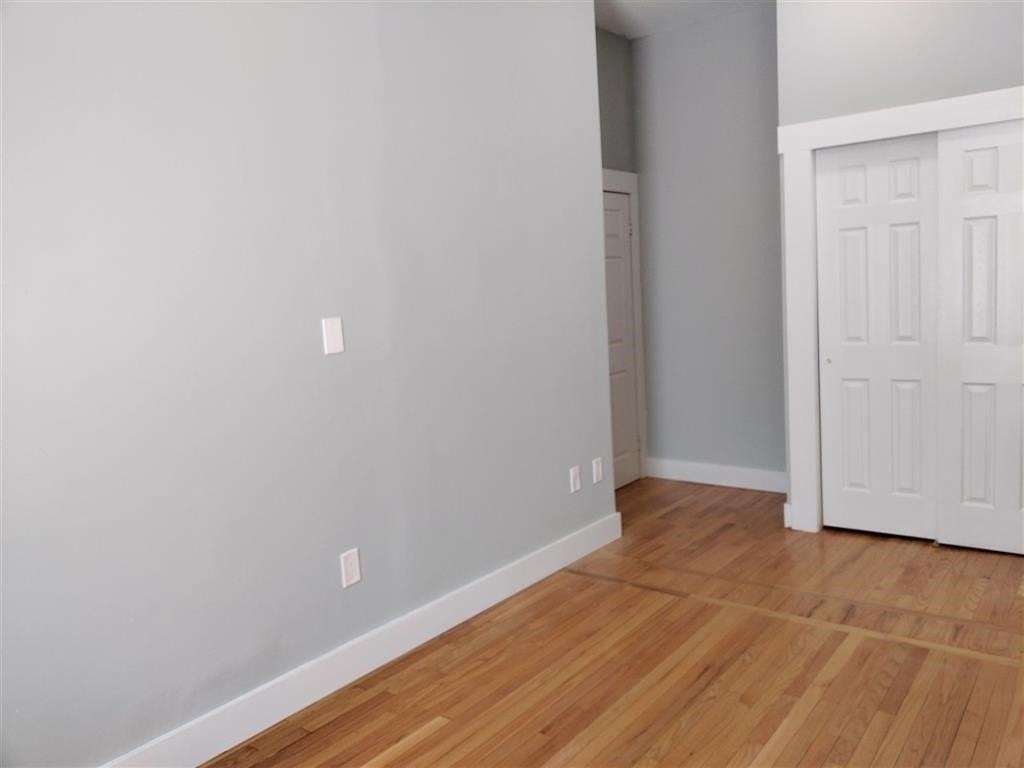 649 Jersey Ave #1 - Photo 5 of 8