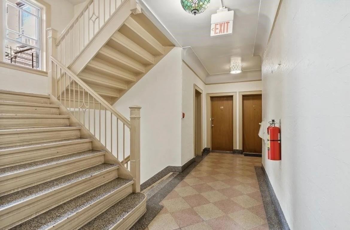 6015 Kennedy Blvd E #D7 - Photo 3 of 18