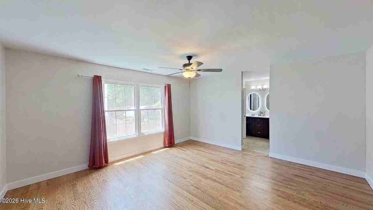 2668 Idlebrook Cir - Photo 6 of 22