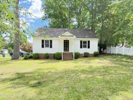 featured image of 209 Oak Forest Dr