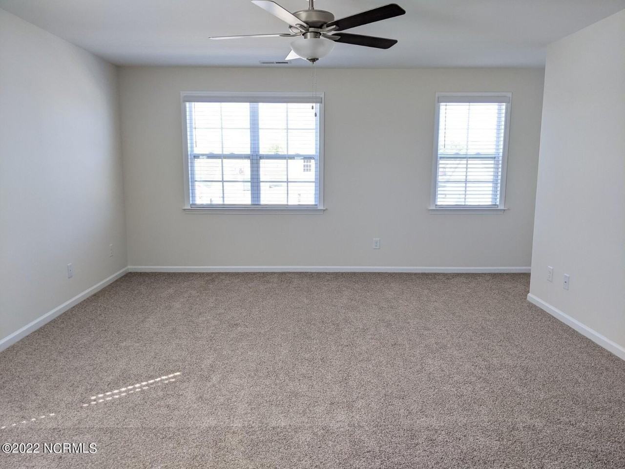 325 Sequoia Dr - Photo 7 of 16