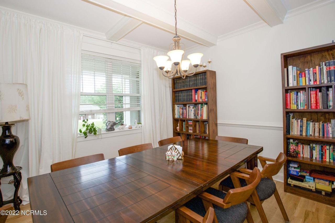 114 Hammerstone Cir - Photo 6 of 50