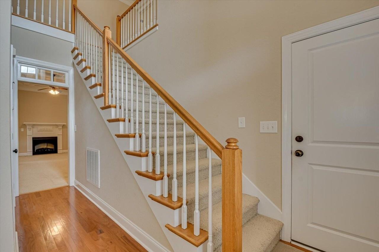 2520 Grier Cir - Photo 5 of 43