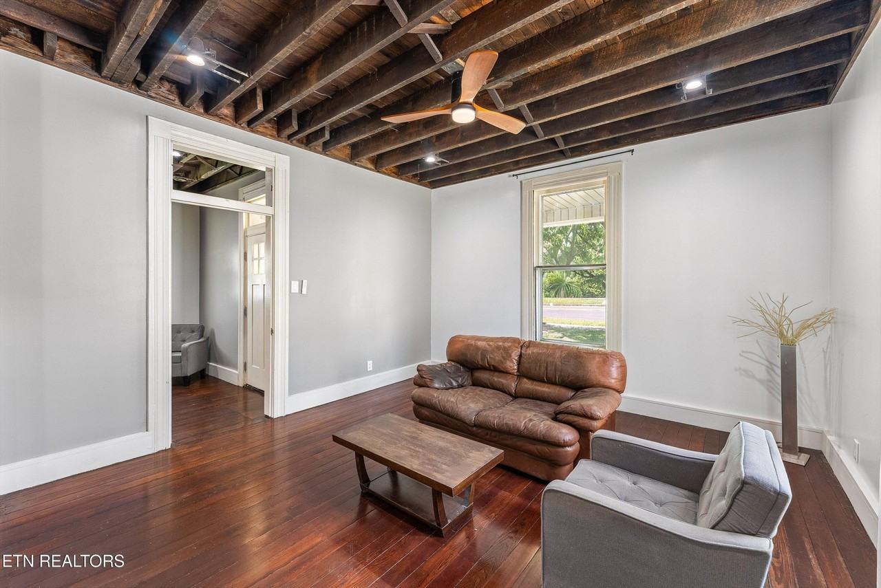 2100 Cecil Ave - Photo 6 of 42