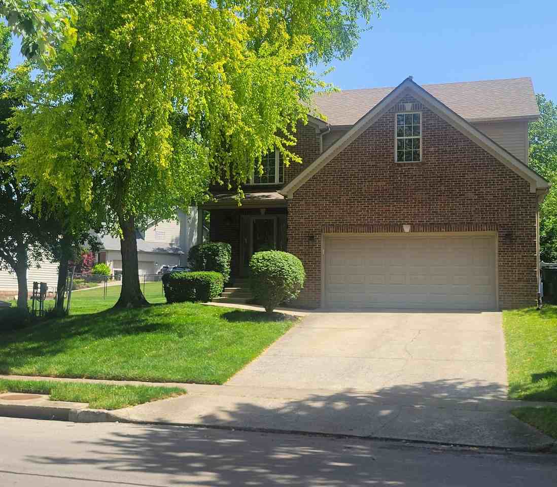 421 Forest Hill Dr - Photo 2 of 18
