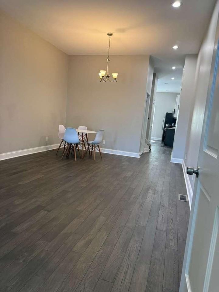 N Broadway - Photo 3 of 11