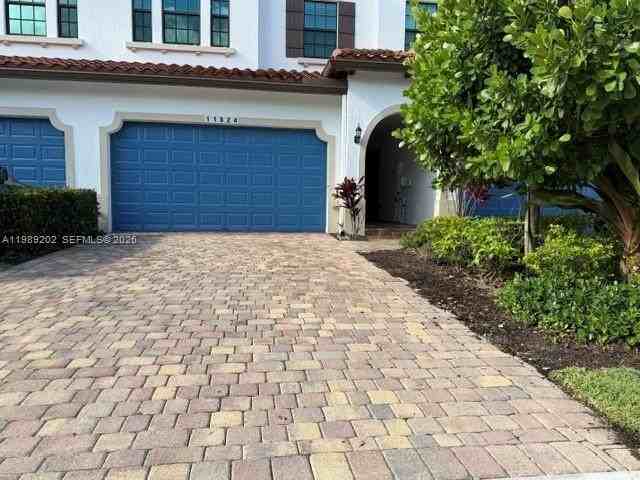 11524 Sw 16th St - Photo 5 of 22