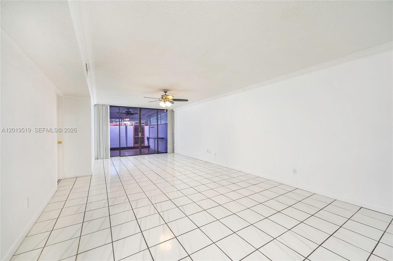 1220 Sw 131st Place Cir W #1220 - Photo 5 of 31